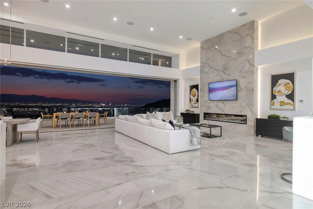 665 Overlook Rim, Henderson, NV 89012