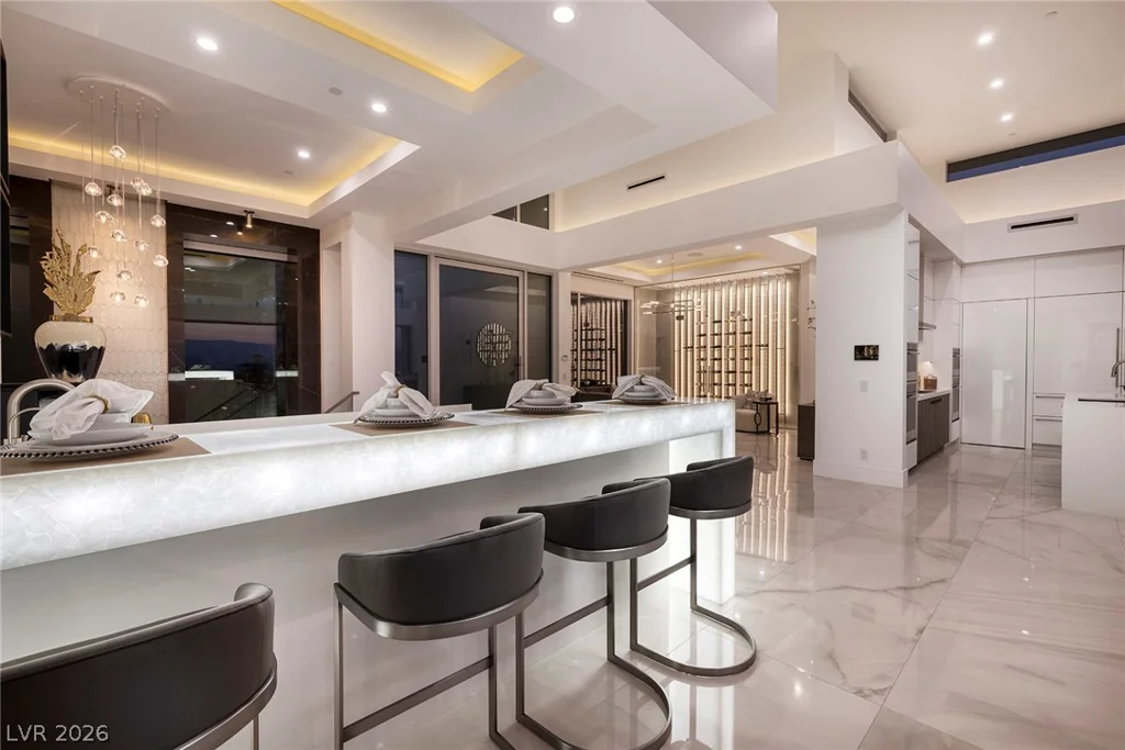 665 Overlook Rim, Henderson, NV 89012