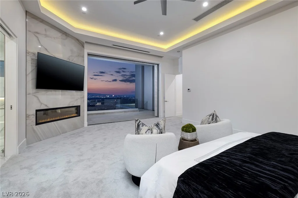 665 Overlook Rim, Henderson, NV 89012