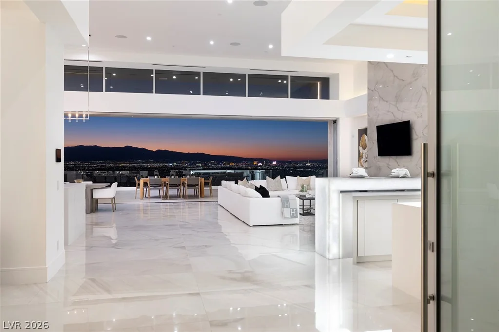 665 Overlook Rim, Henderson, NV 89012