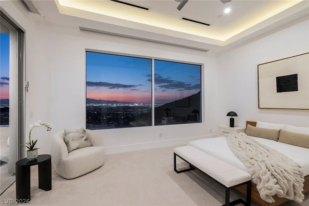 665 Overlook Rim, Henderson, NV 89012