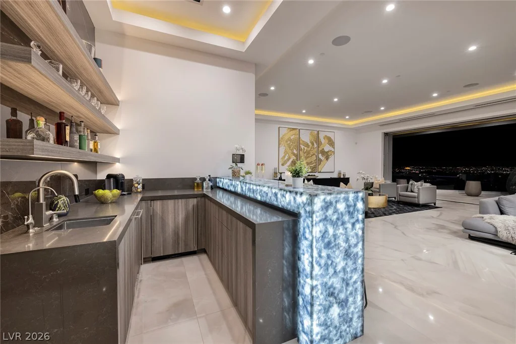 665 Overlook Rim, Henderson, NV 89012