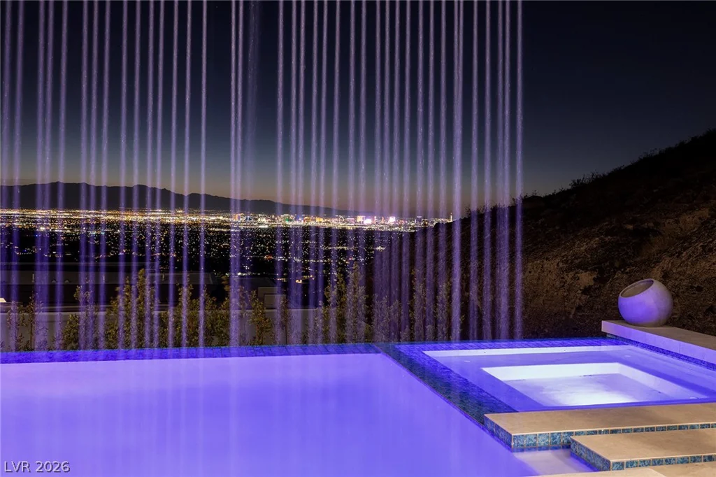 665 Overlook Rim, Henderson, NV 89012