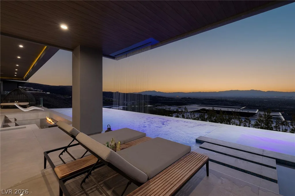 665 Overlook Rim, Henderson, NV 89012