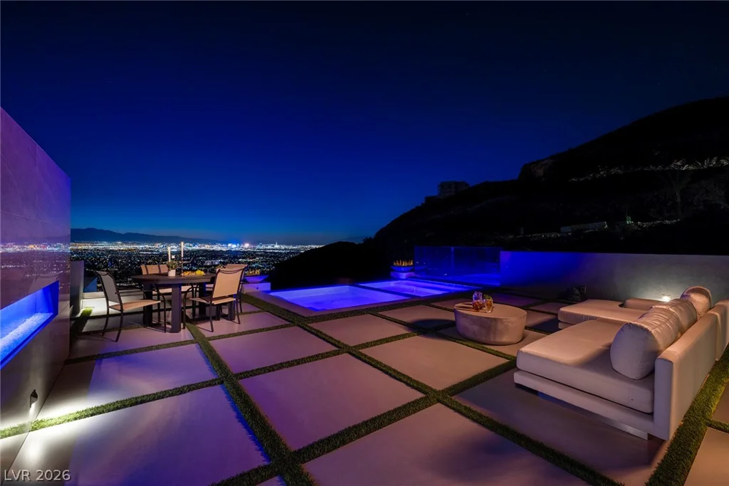 665 Overlook Rim, Henderson, NV 89012