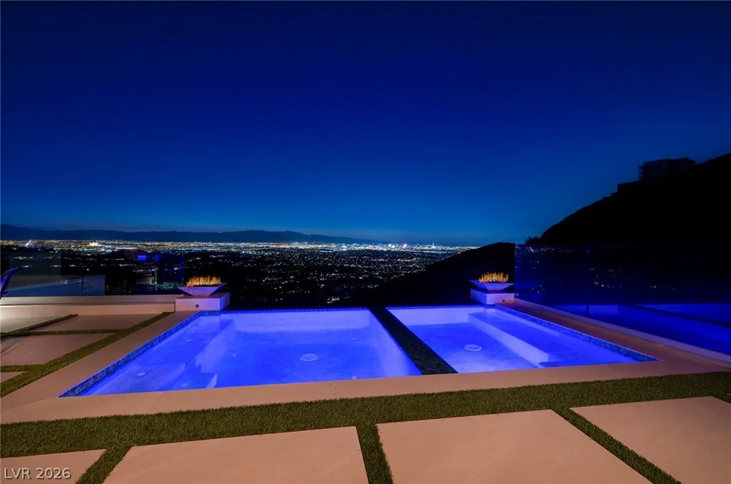 665 Overlook Rim, Henderson, NV 89012