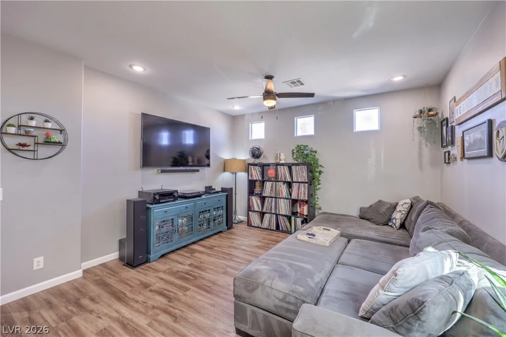 422 Lime Grass, Las Vegas, NV 89183