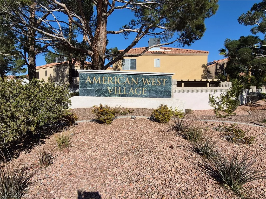 3303 Cheltenham, Las Vegas, NV 89129