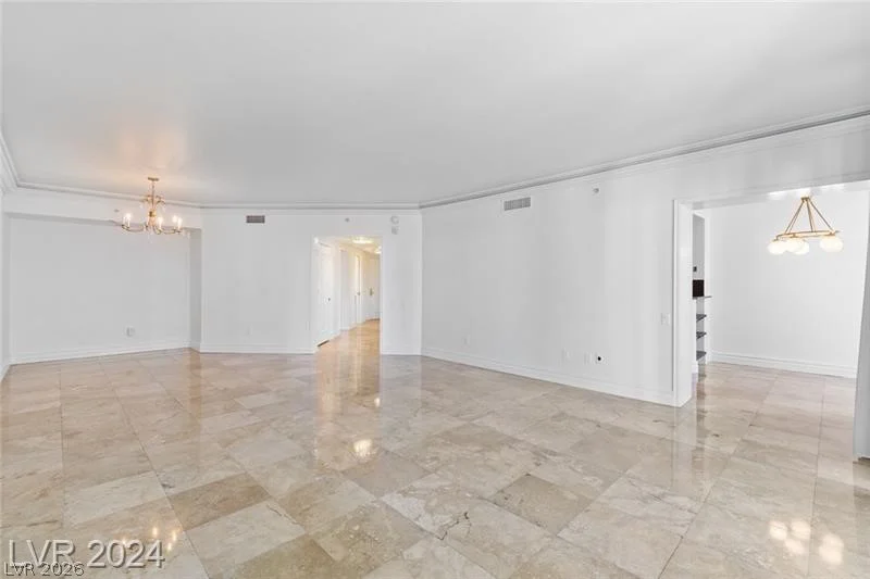 2857 Paradise, Las Vegas, NV 89109