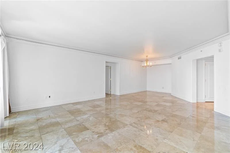 2857 Paradise, Las Vegas, NV 89109