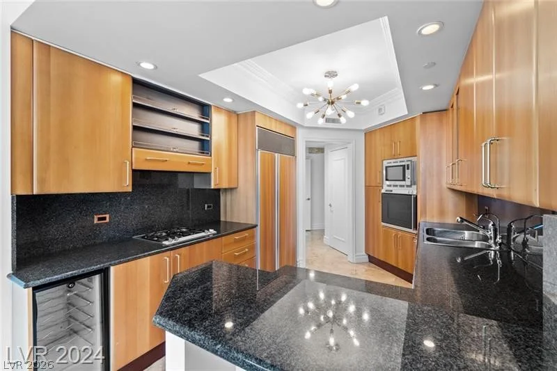 2857 Paradise, Las Vegas, NV 89109