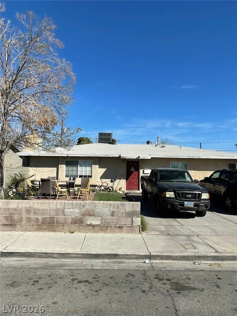 1212 Webb, North Las Vegas, NV 89030