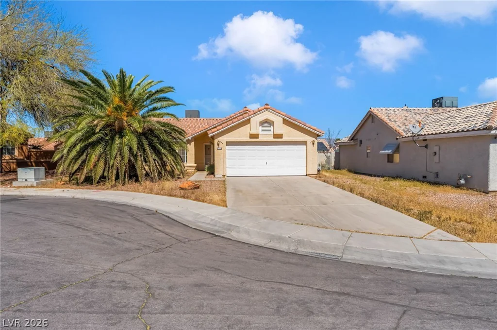 2220 Misty Ridge, North Las Vegas, NV 89032