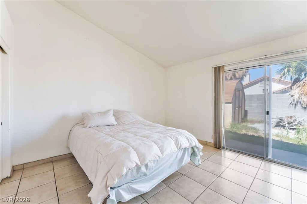 2220 Misty Ridge, North Las Vegas, NV 89032
