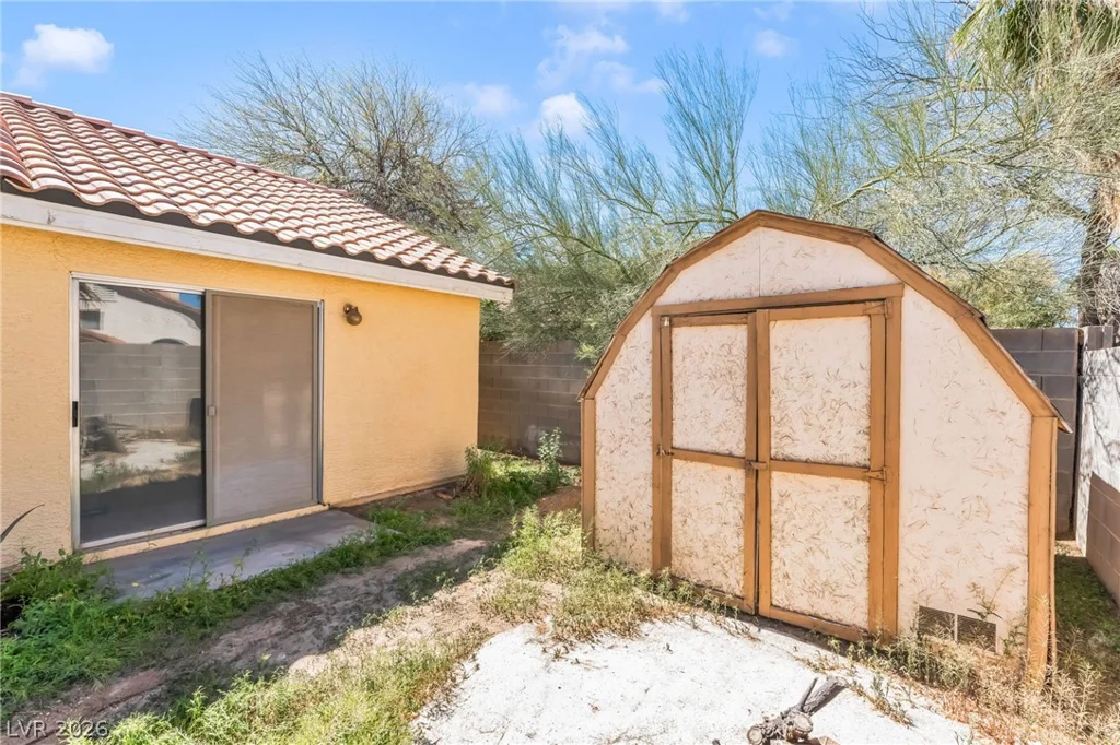 2220 Misty Ridge, North Las Vegas, NV 89032