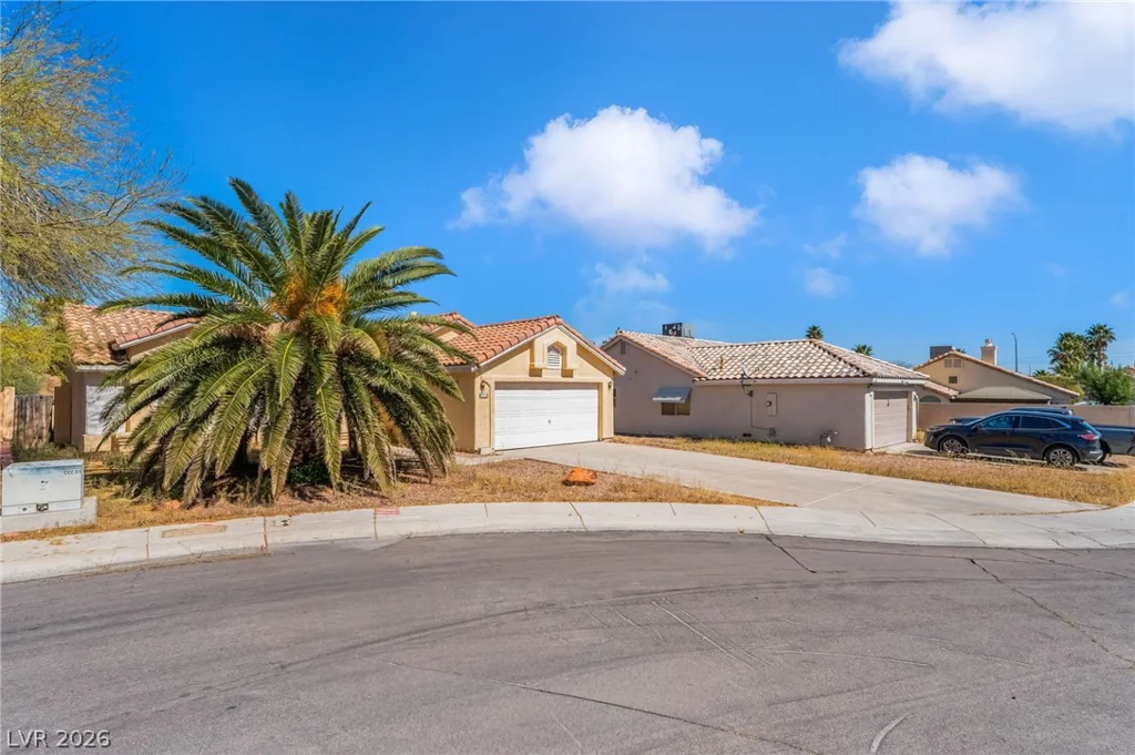 2220 Misty Ridge, North Las Vegas, NV 89032