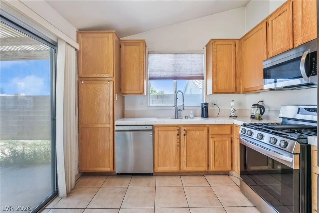 2220 Misty Ridge, North Las Vegas, NV 89032