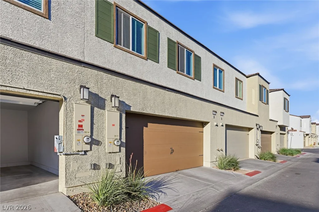 3510 Golden Chariot, Las Vegas, NV 89106