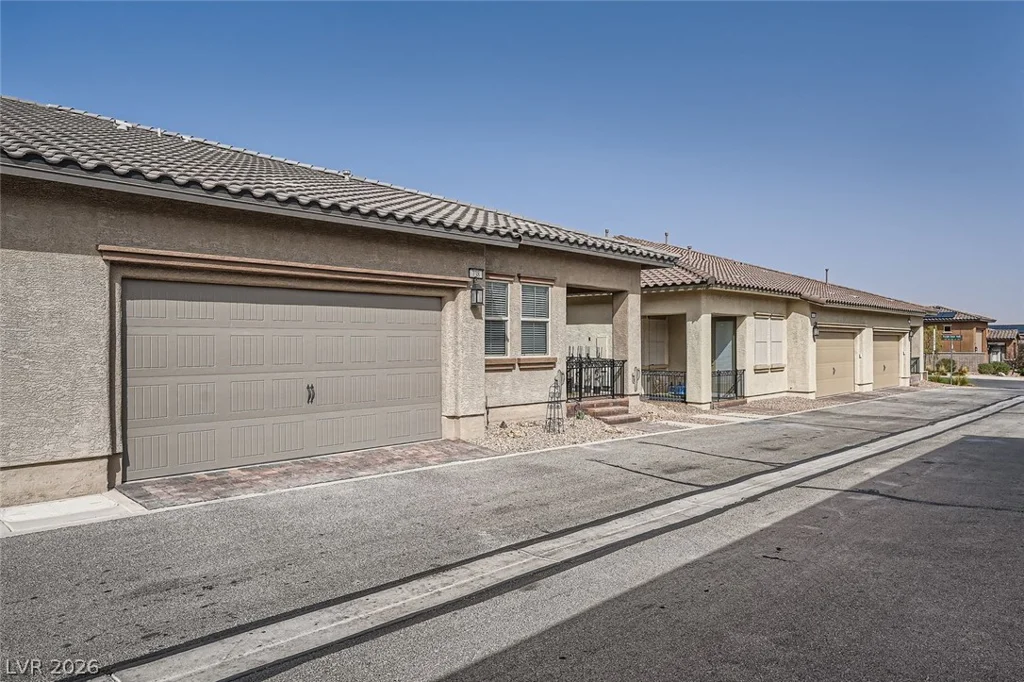 738 Purple Knoll, Henderson, NV 89011