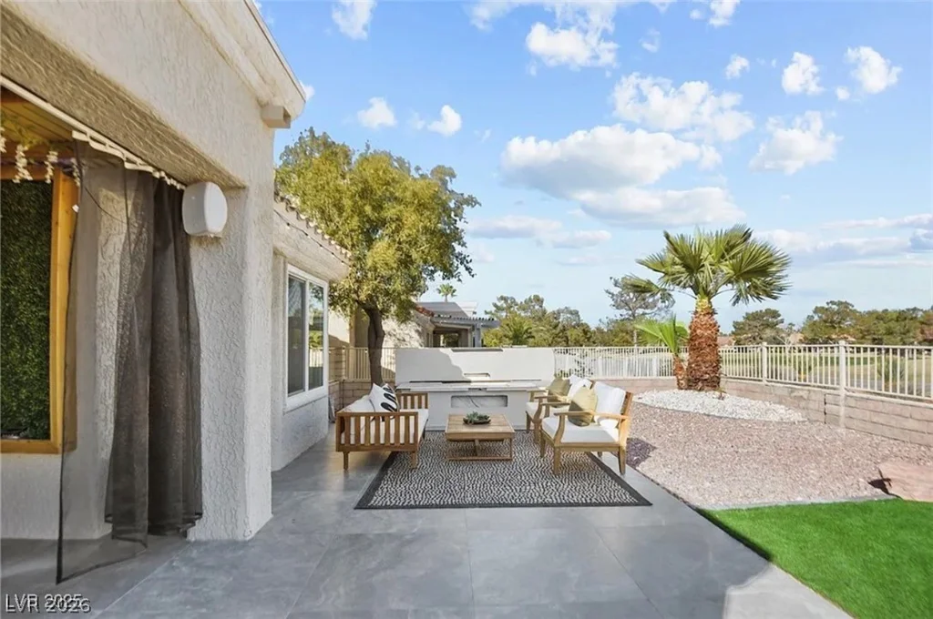 2652 Golfside, Las Vegas, NV 89134