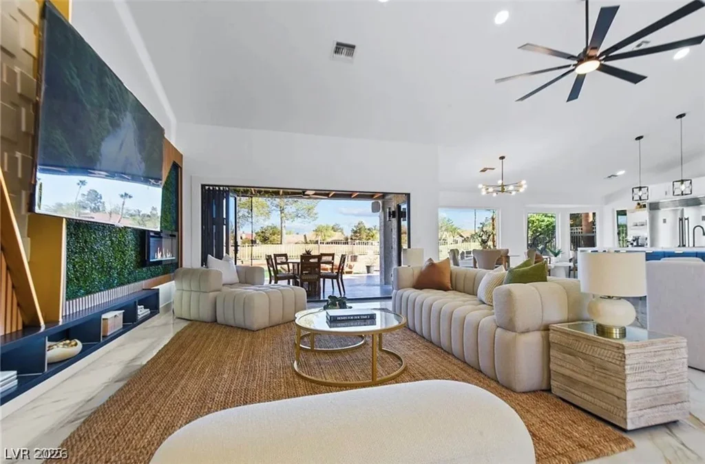 2652 Golfside, Las Vegas, NV 89134
