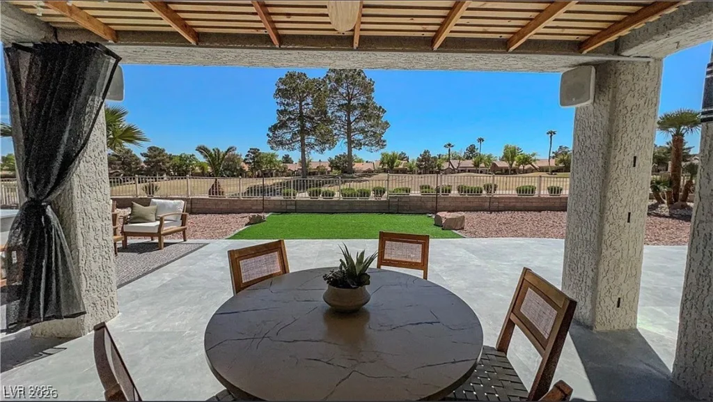 2652 Golfside, Las Vegas, NV 89134