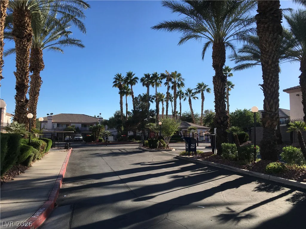 4555 Sahara, Las Vegas, NV 89104