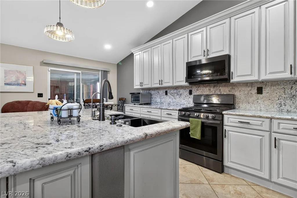 1911 Ginger Blossom, North Las Vegas, NV 89031