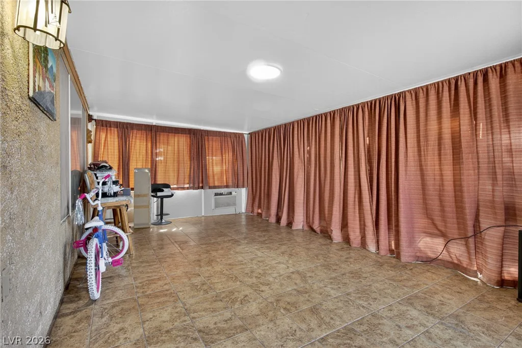 1911 Ginger Blossom, North Las Vegas, NV 89031