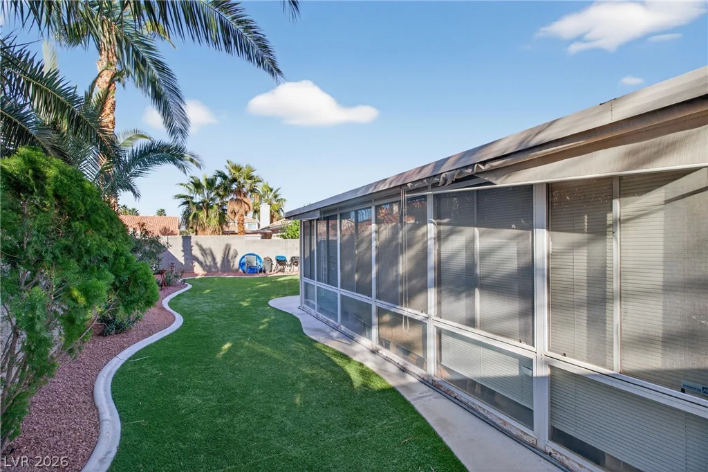 1911 Ginger Blossom, North Las Vegas, NV 89031
