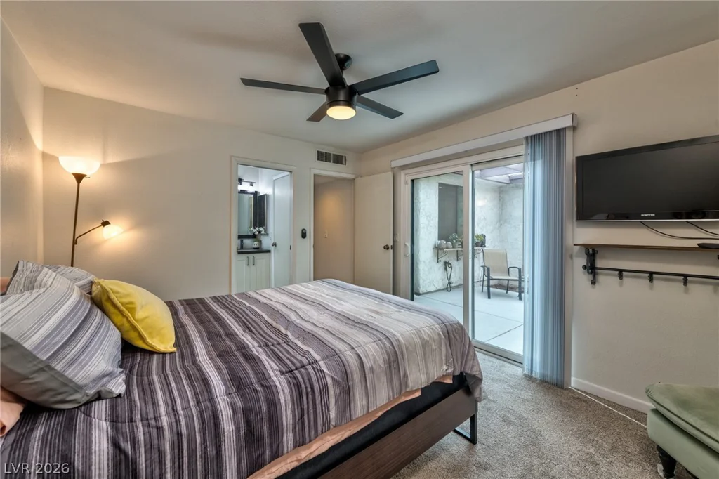 2461 El Paseo, Las Vegas, NV 89121