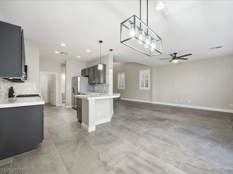6416 Alderlyn, Las Vegas, NV 89122