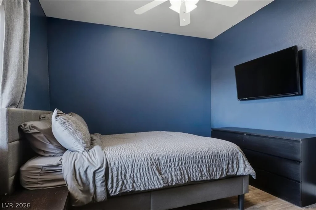 5250 Rainbow, Las Vegas, NV 89118