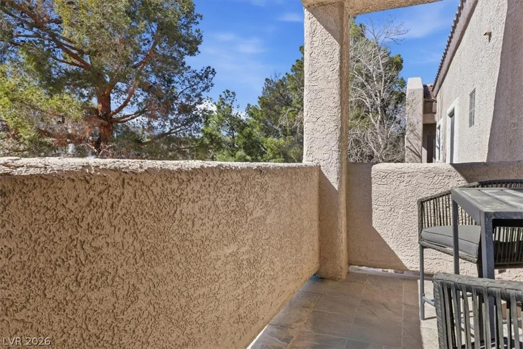 5250 Rainbow, Las Vegas, NV 89118