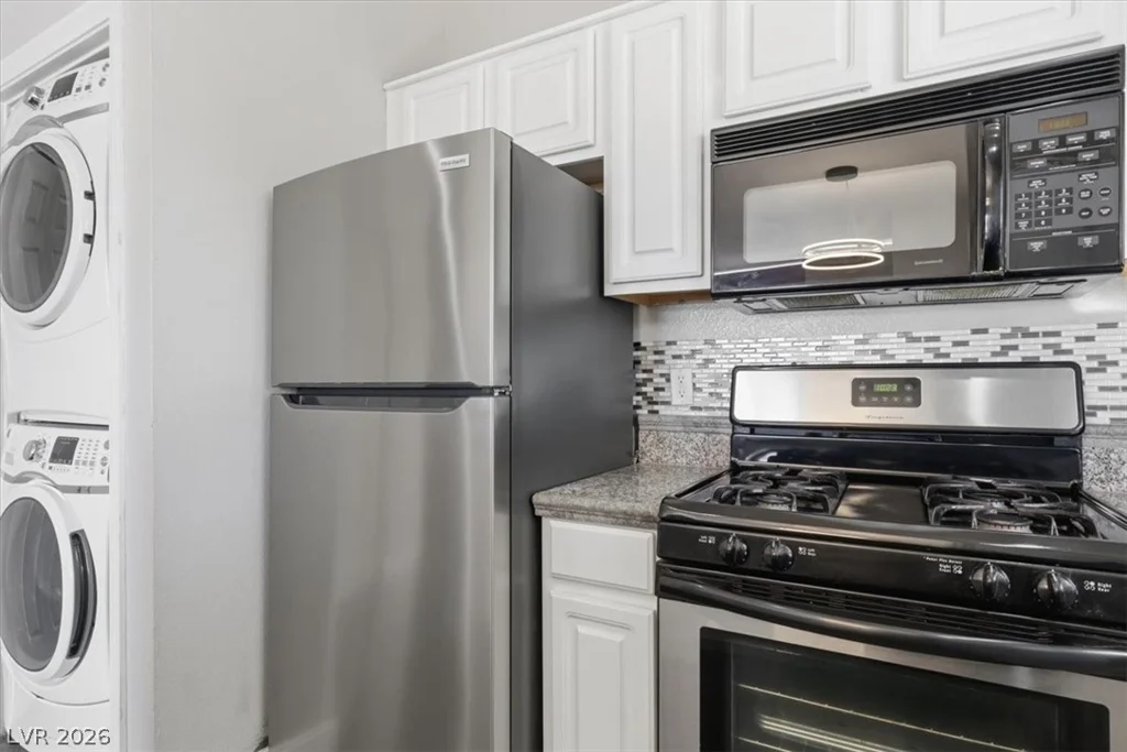 5250 Rainbow, Las Vegas, NV 89118