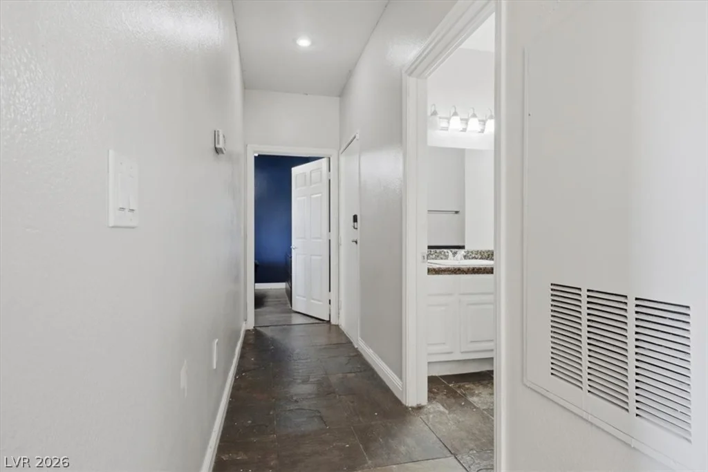 5250 Rainbow, Las Vegas, NV 89118