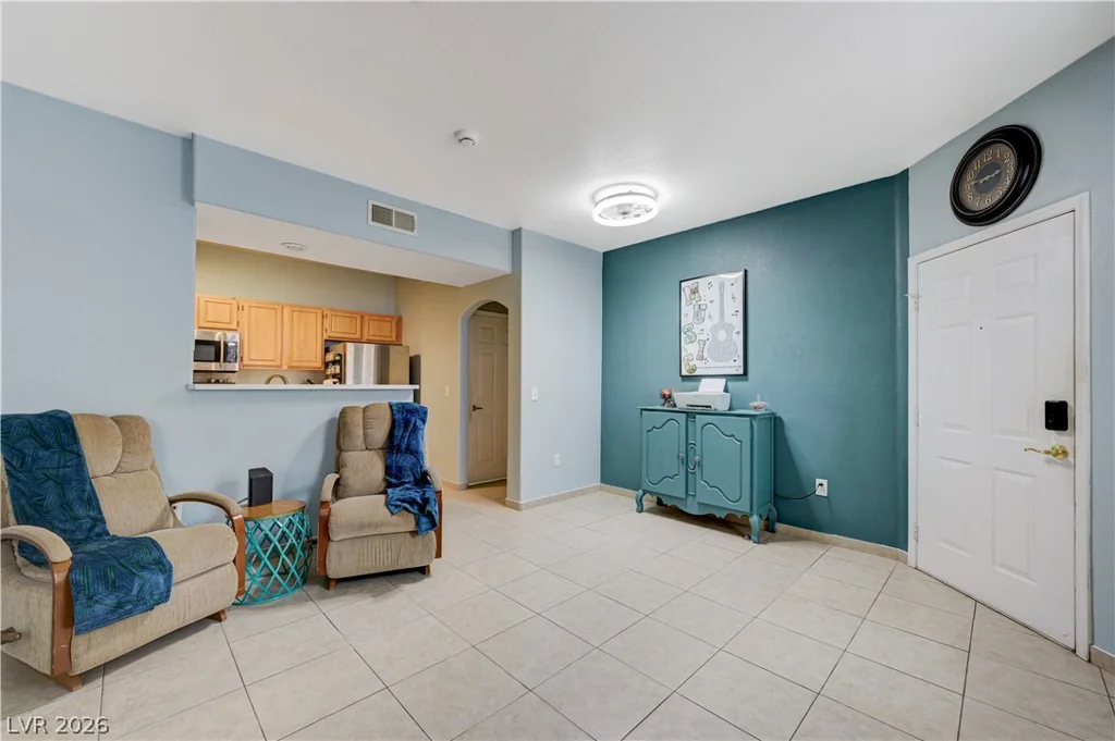 8555 Russell, Las Vegas, NV 89113