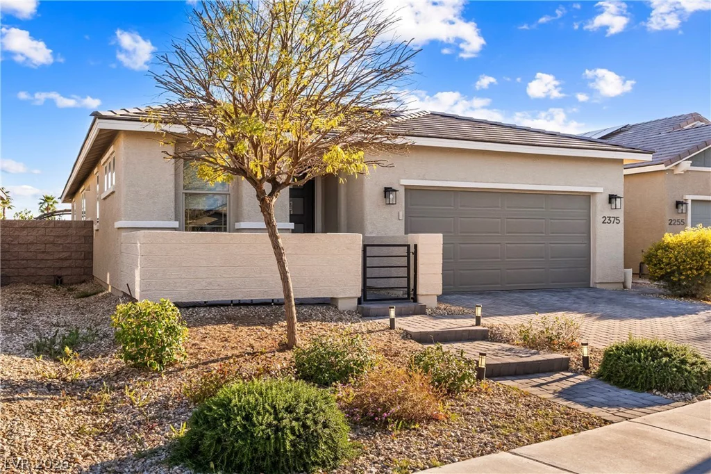2375 Elmont, North Las Vegas, NV 89086