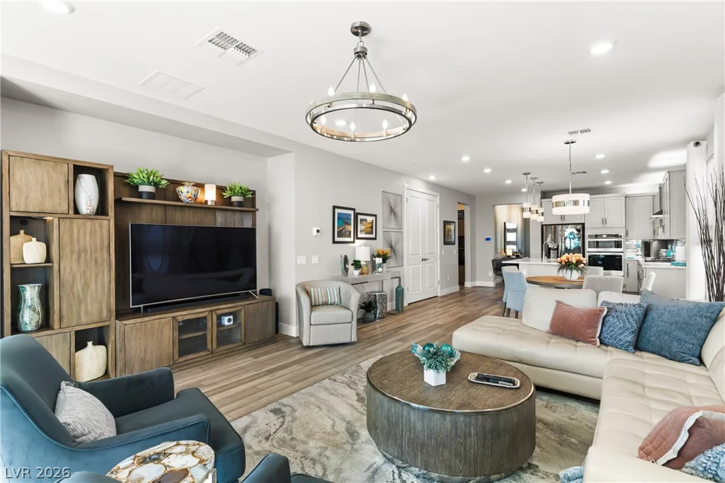 2375 Elmont, North Las Vegas, NV 89086