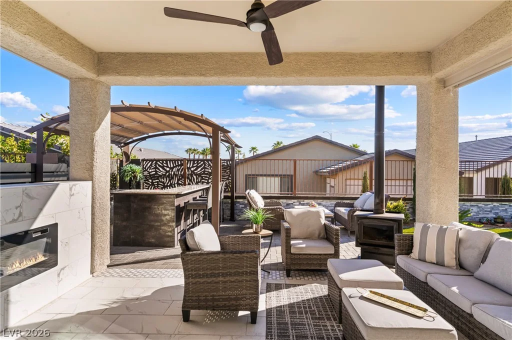 2375 Elmont, North Las Vegas, NV 89086