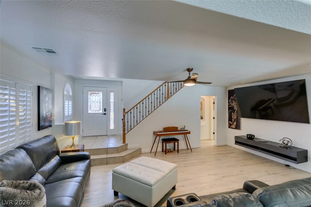 10949 Fintry Hills, Las Vegas, NV 89141