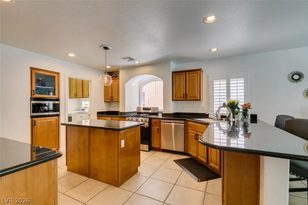 10949 Fintry Hills, Las Vegas, NV 89141