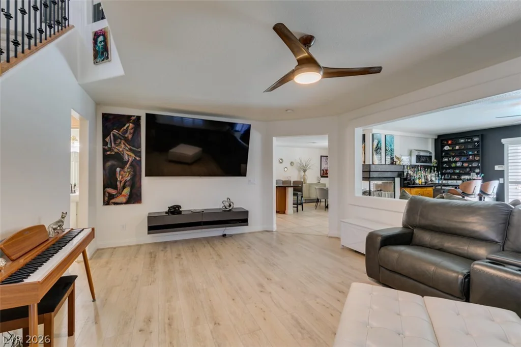 10949 Fintry Hills, Las Vegas, NV 89141