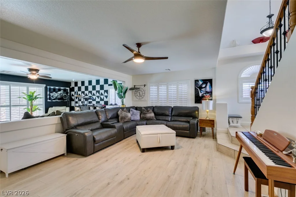10949 Fintry Hills, Las Vegas, NV 89141