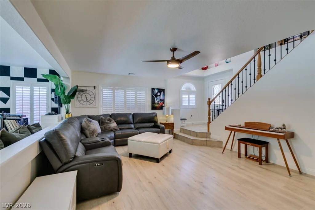 10949 Fintry Hills, Las Vegas, NV 89141