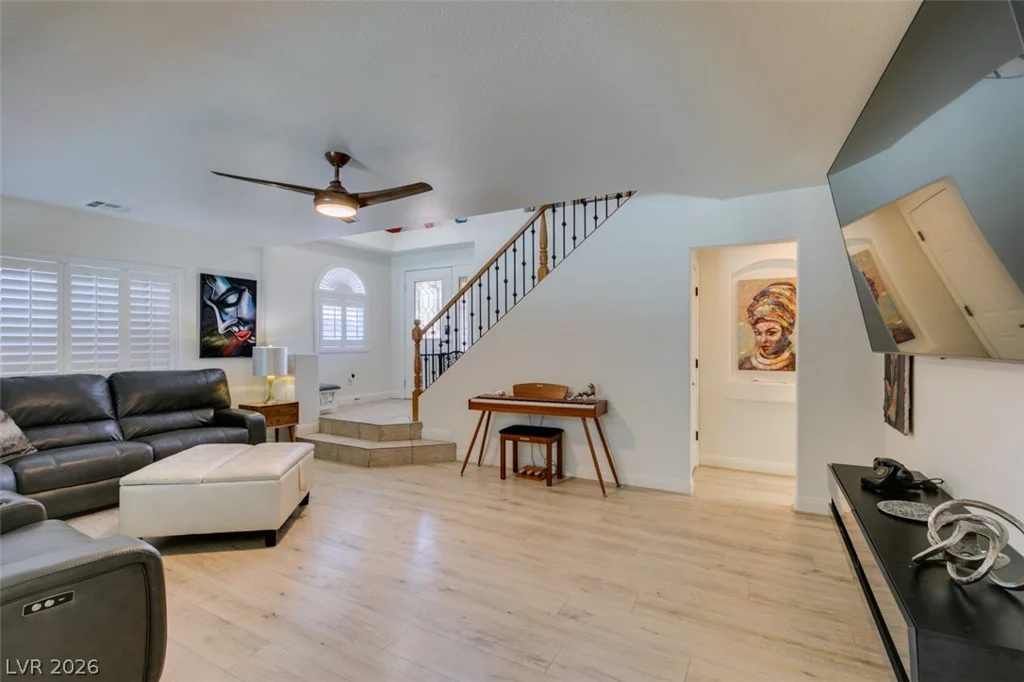 10949 Fintry Hills, Las Vegas, NV 89141