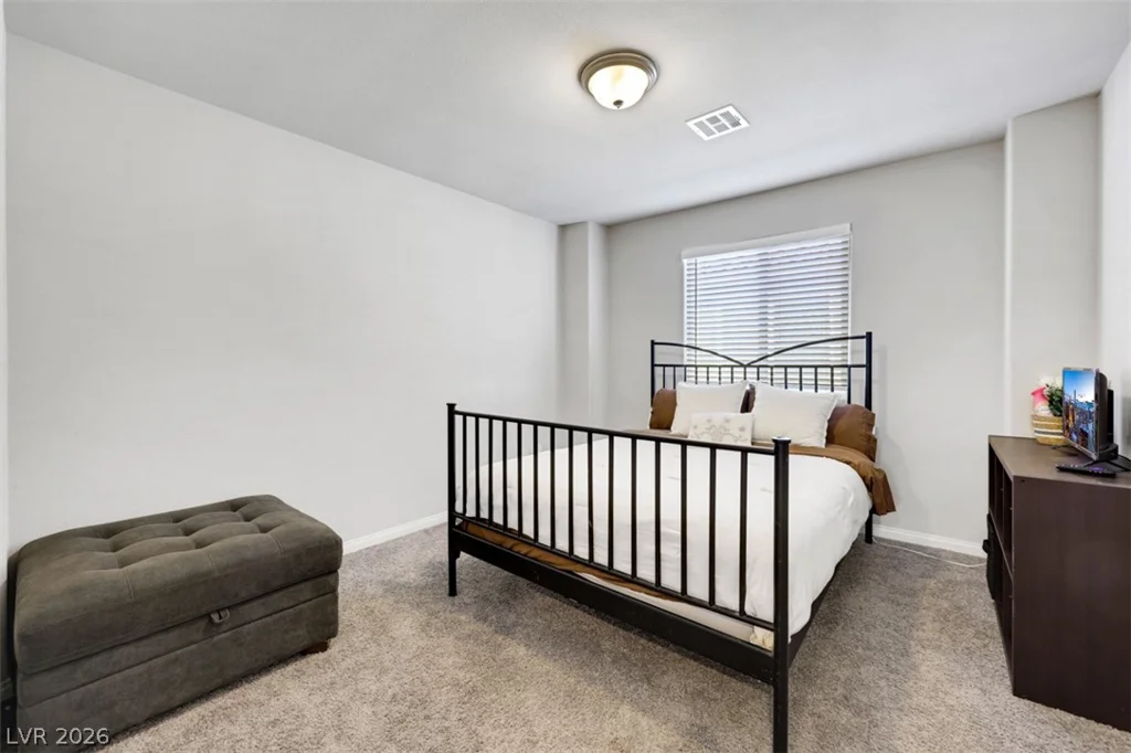 1054 Twincrest, North Las Vegas, NV 89032