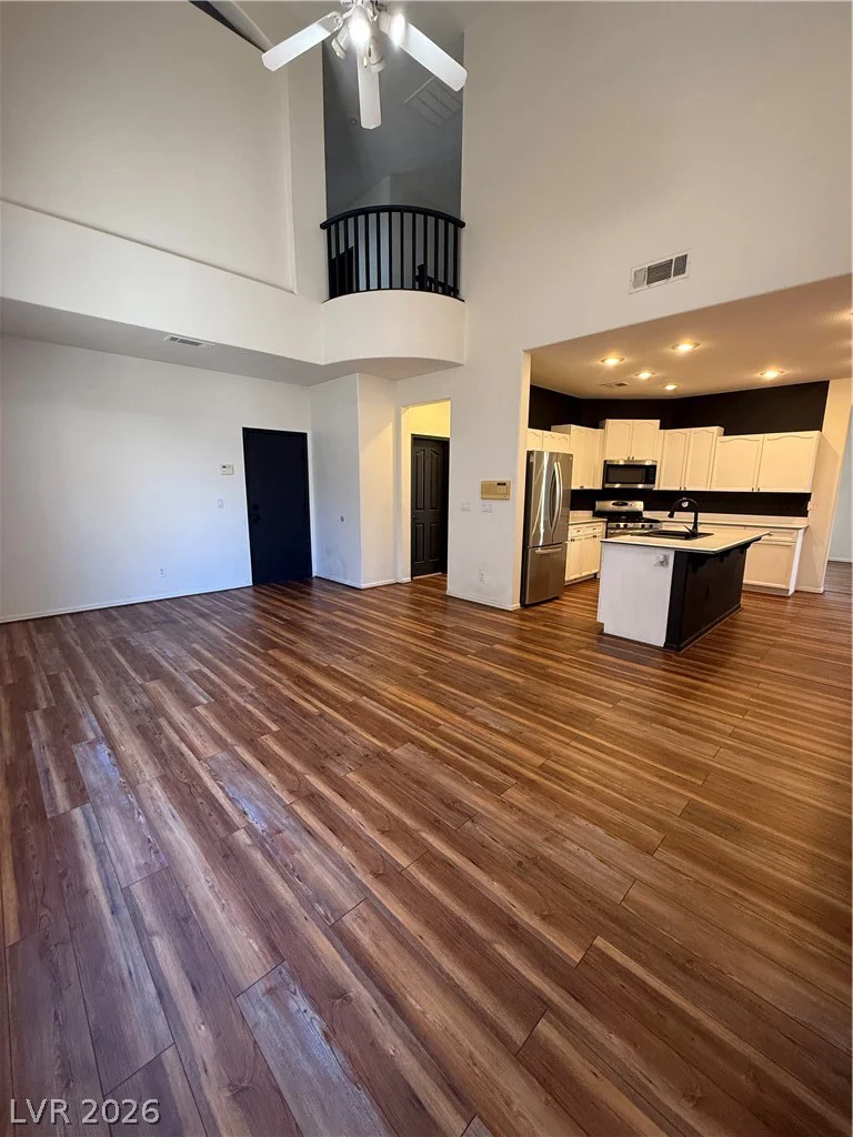 7305 Tealwood, Las Vegas, NV 89131