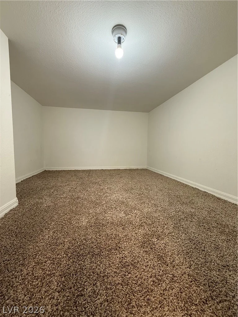 7305 Tealwood, Las Vegas, NV 89131