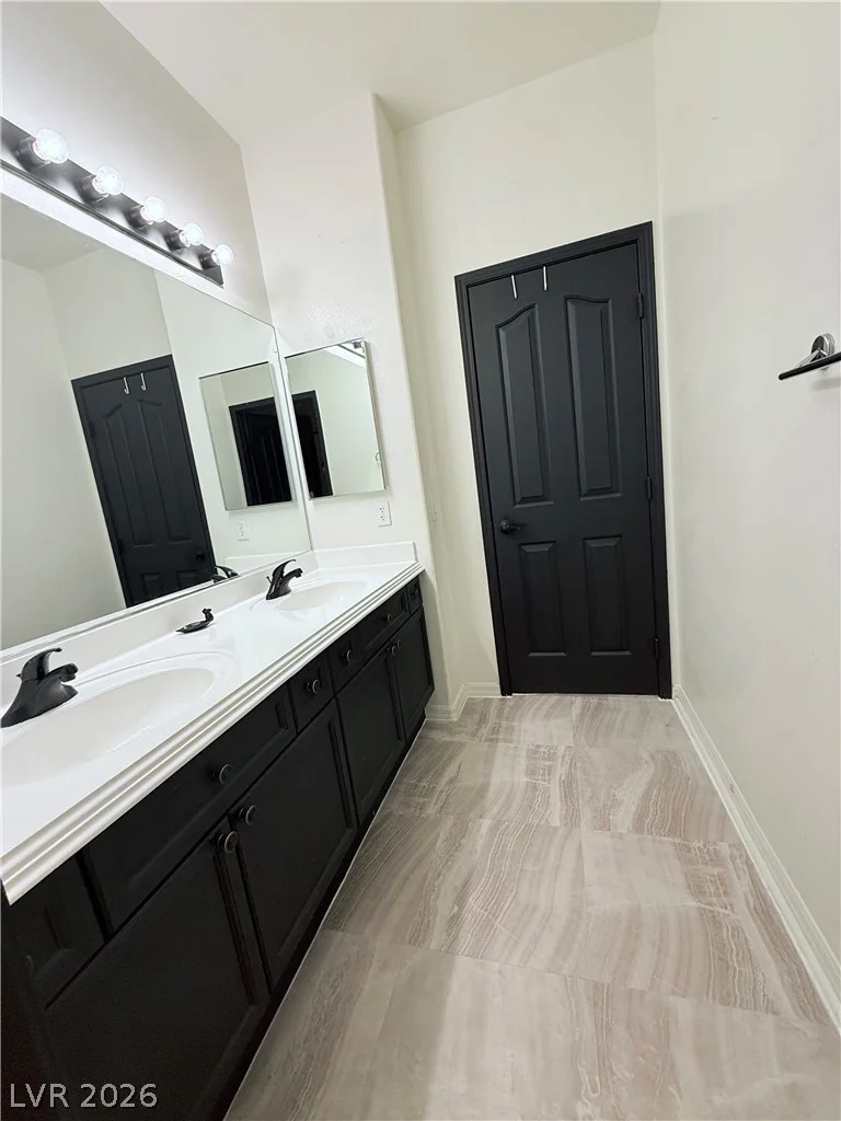 7305 Tealwood, Las Vegas, NV 89131